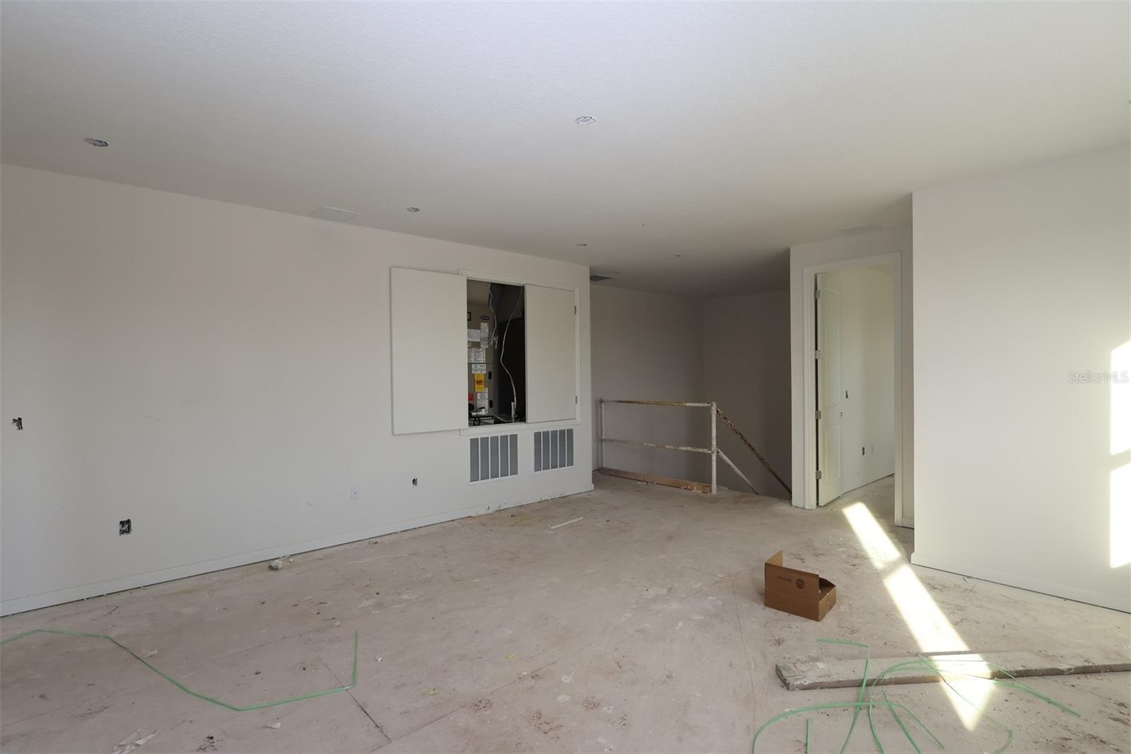 Image 6 of 14 For 5426 Park Guell Street
