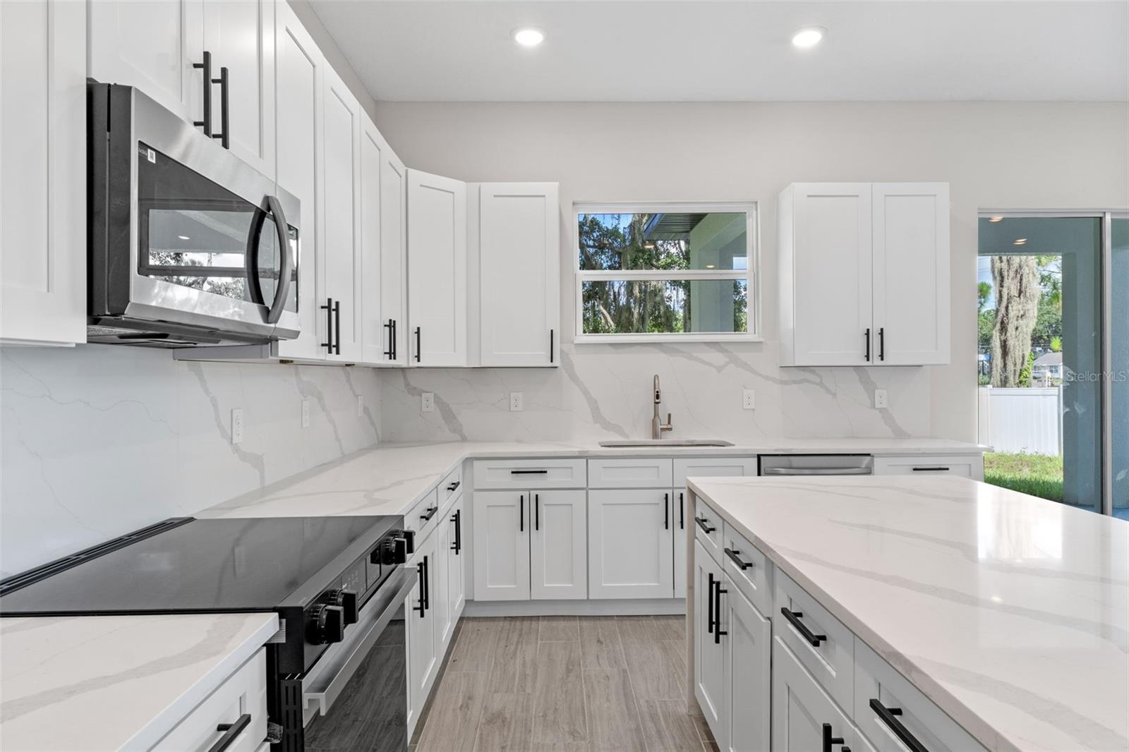 Image 14 of 45 For 2718 Keystone Drive