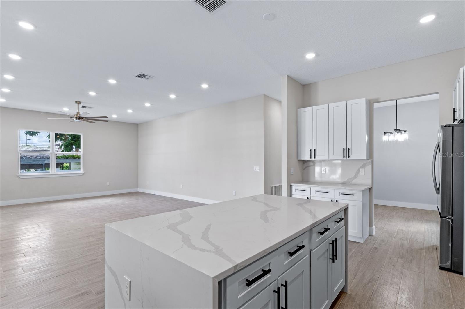 Image 16 of 45 For 2718 Keystone Drive