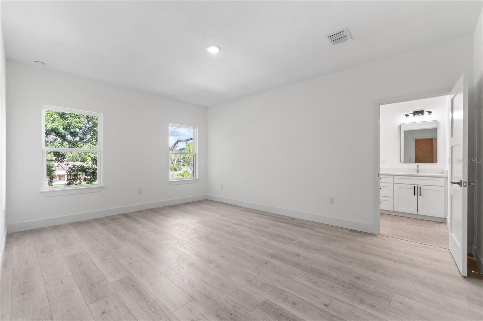 Image 23 of 45 For 2718 Keystone Drive