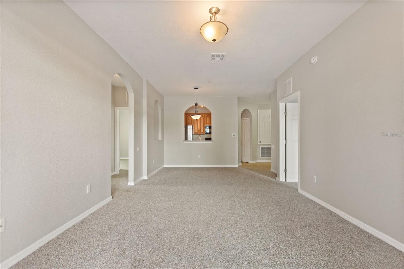 Image 13 of 41 For 1351 Venezia Court 101