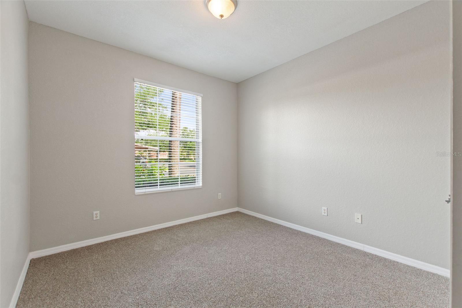 Image 14 of 41 For 1351 Venezia Court 101