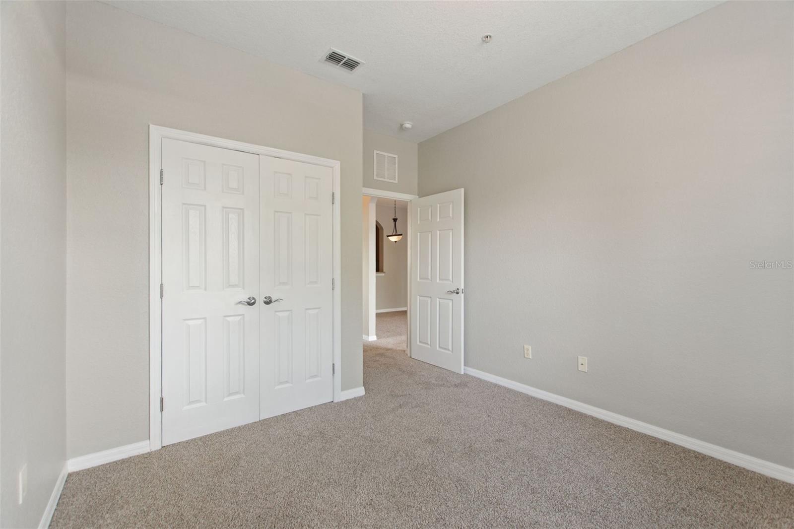 Image 15 of 41 For 1351 Venezia Court 101