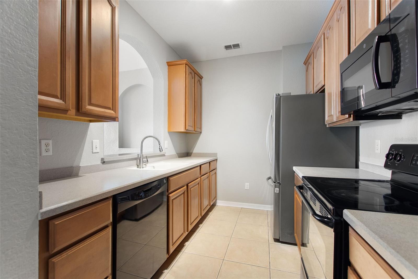 Image 8 of 41 For 1351 Venezia Court 101