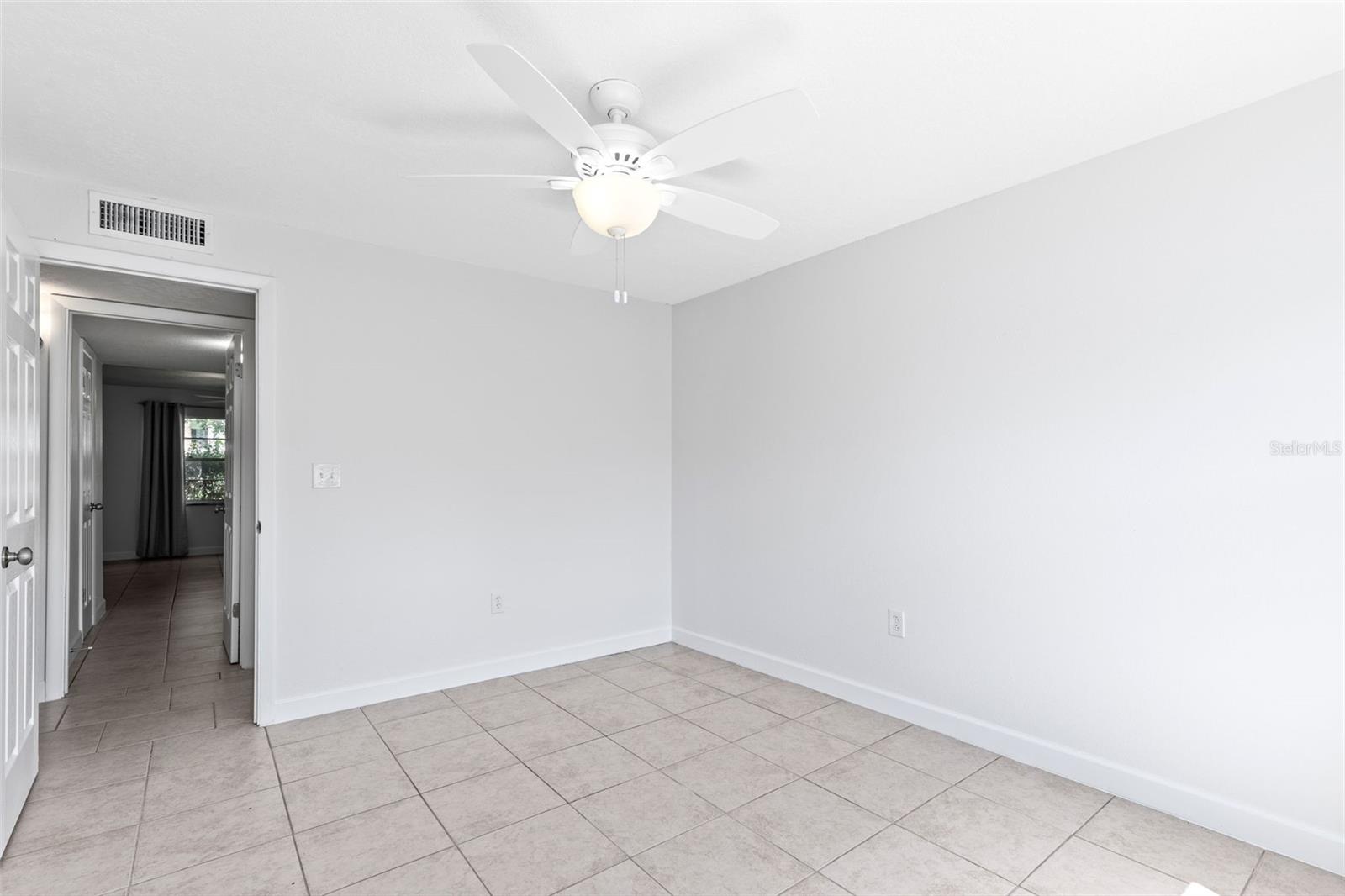 Image 22 of 30 For 1806 Amberly Avenue F46