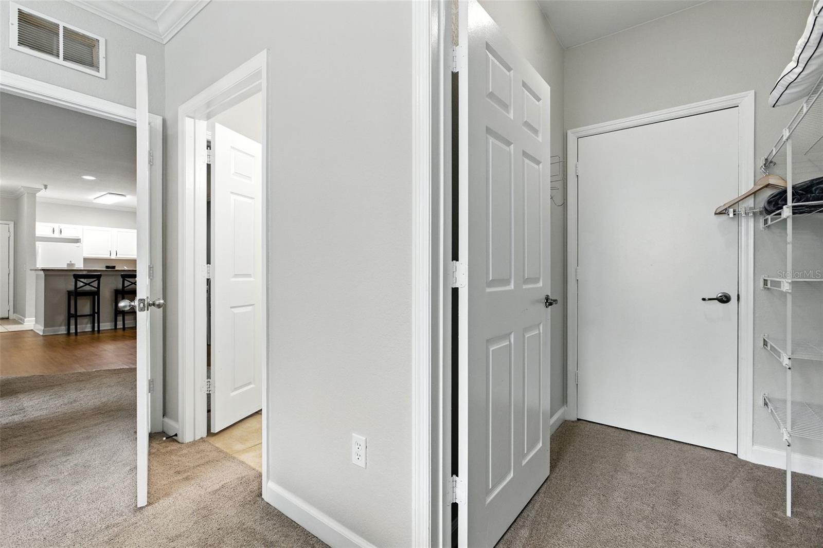 Image 18 of 43 For 8010 Tuscany Way 5206