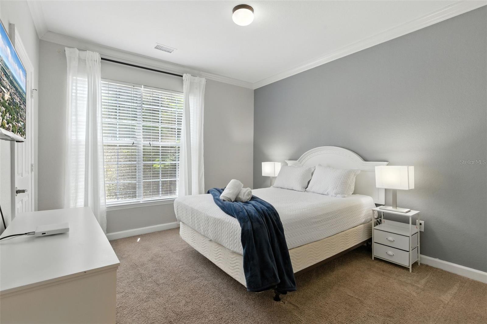Image 21 of 43 For 8010 Tuscany Way 5206