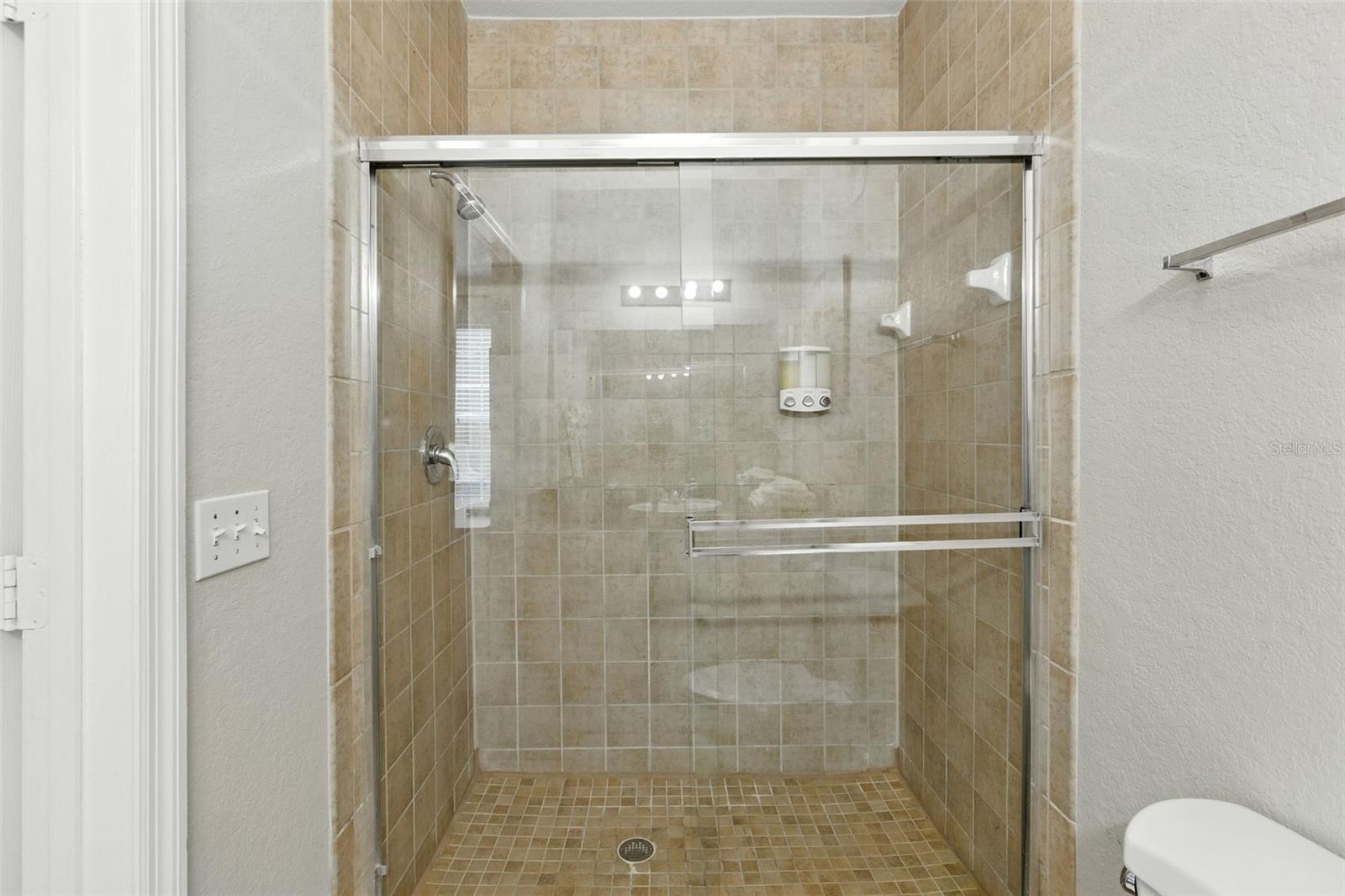 Image 25 of 43 For 8010 Tuscany Way 5206