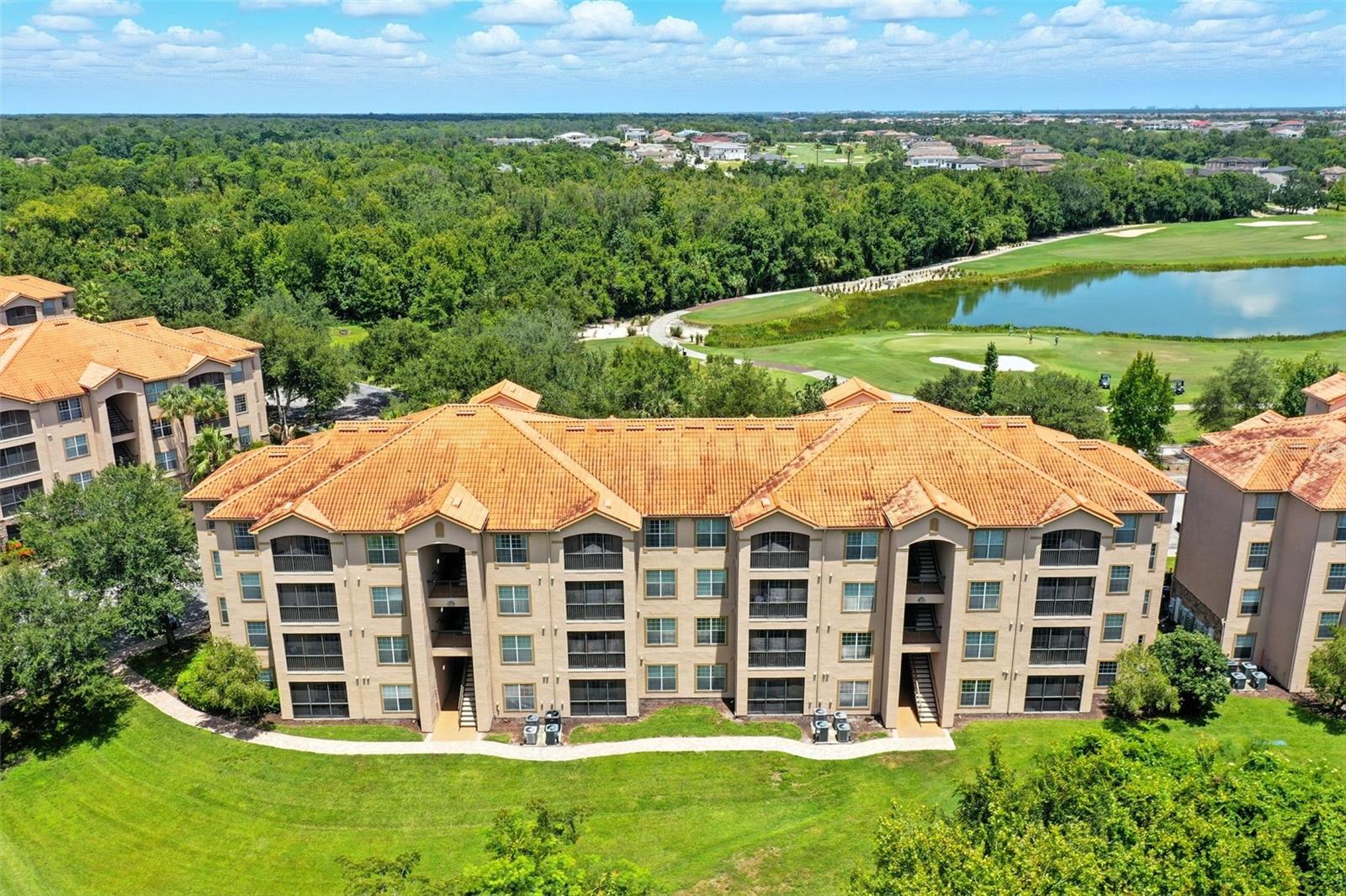 Image 30 of 43 For 8010 Tuscany Way 5206