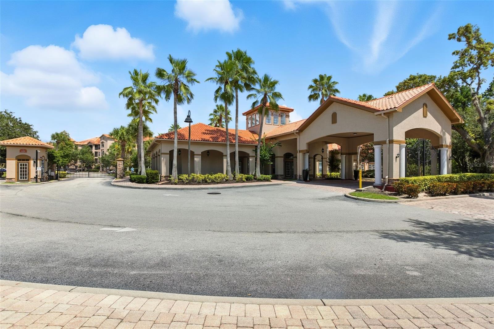 Image 34 of 43 For 8010 Tuscany Way 5206