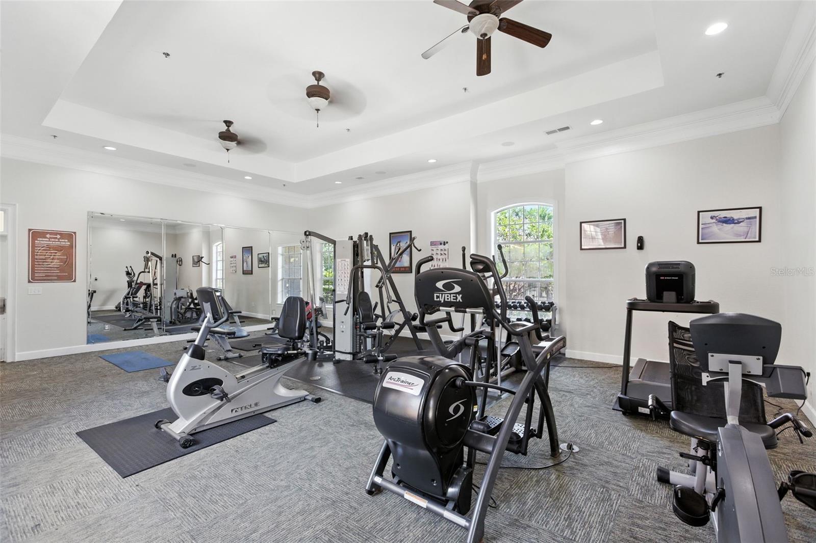 Image 37 of 43 For 8010 Tuscany Way 5206