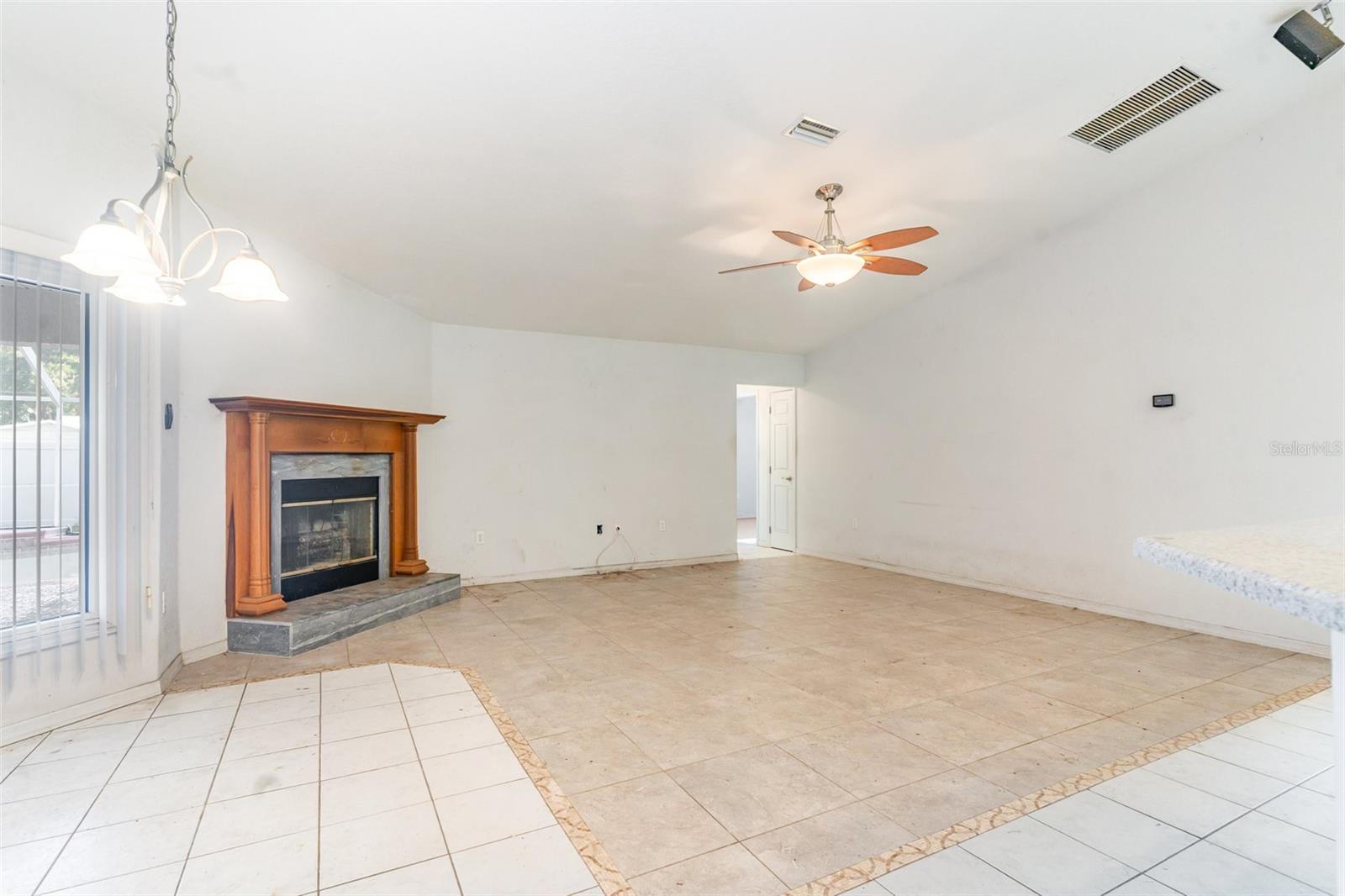 Image 13 of 40 For 8737 156th Street