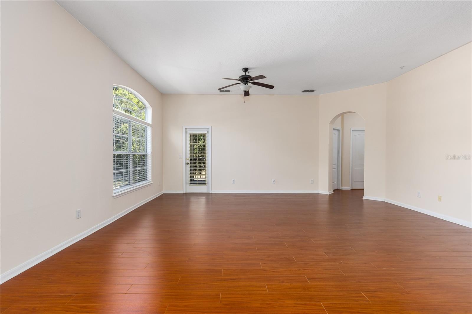 Image 12 of 38 For 454 Ashley Brooke Court C