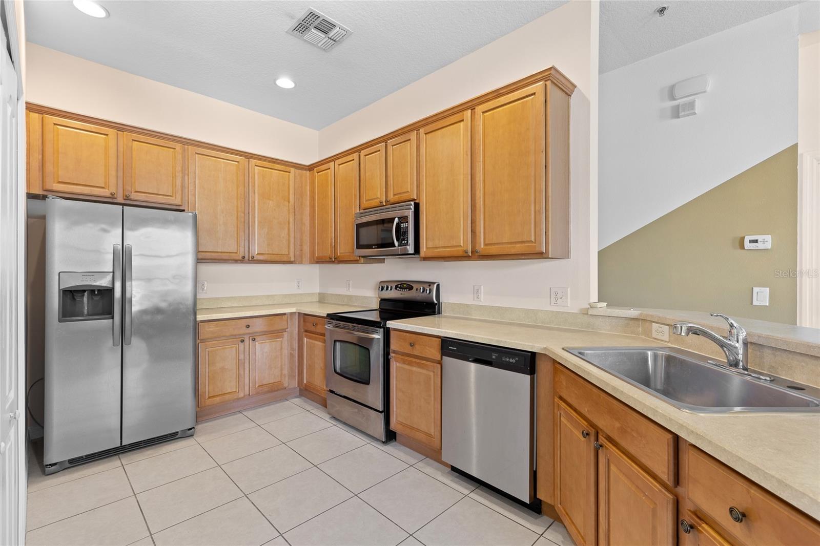 Image 14 of 38 For 454 Ashley Brooke Court C