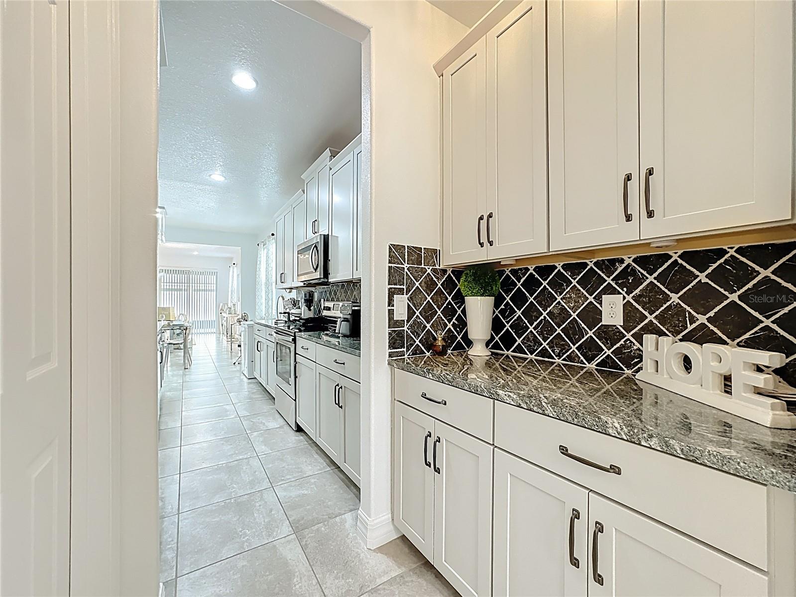 Image 10 of 52 For 2541 Seggolia Lane