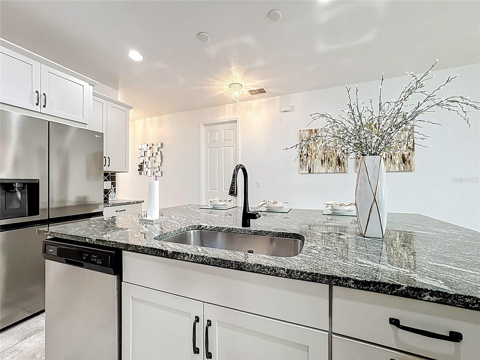 Image 14 of 52 For 2541 Seggolia Lane