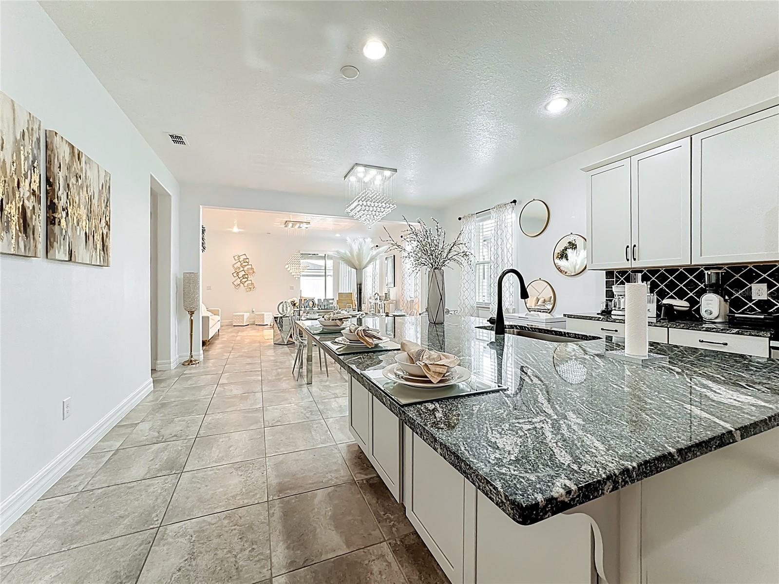 Image 18 of 52 For 2541 Seggolia Lane