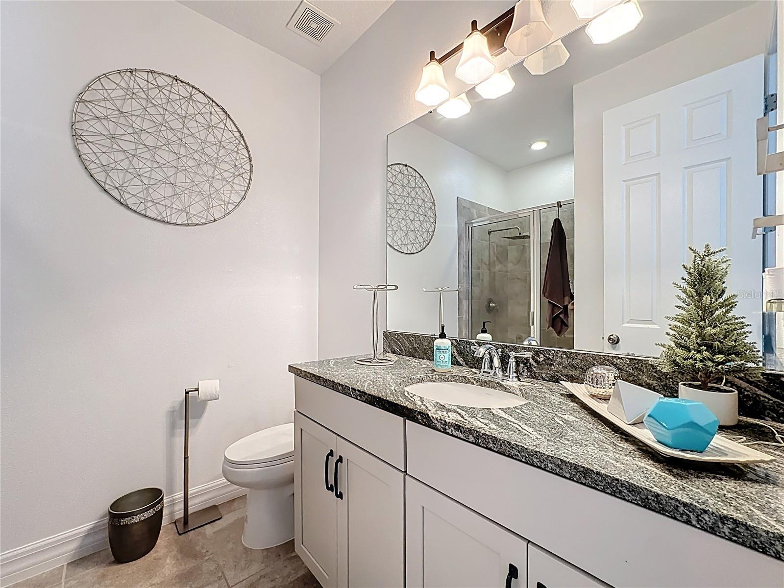 Image 33 of 52 For 2541 Seggolia Lane