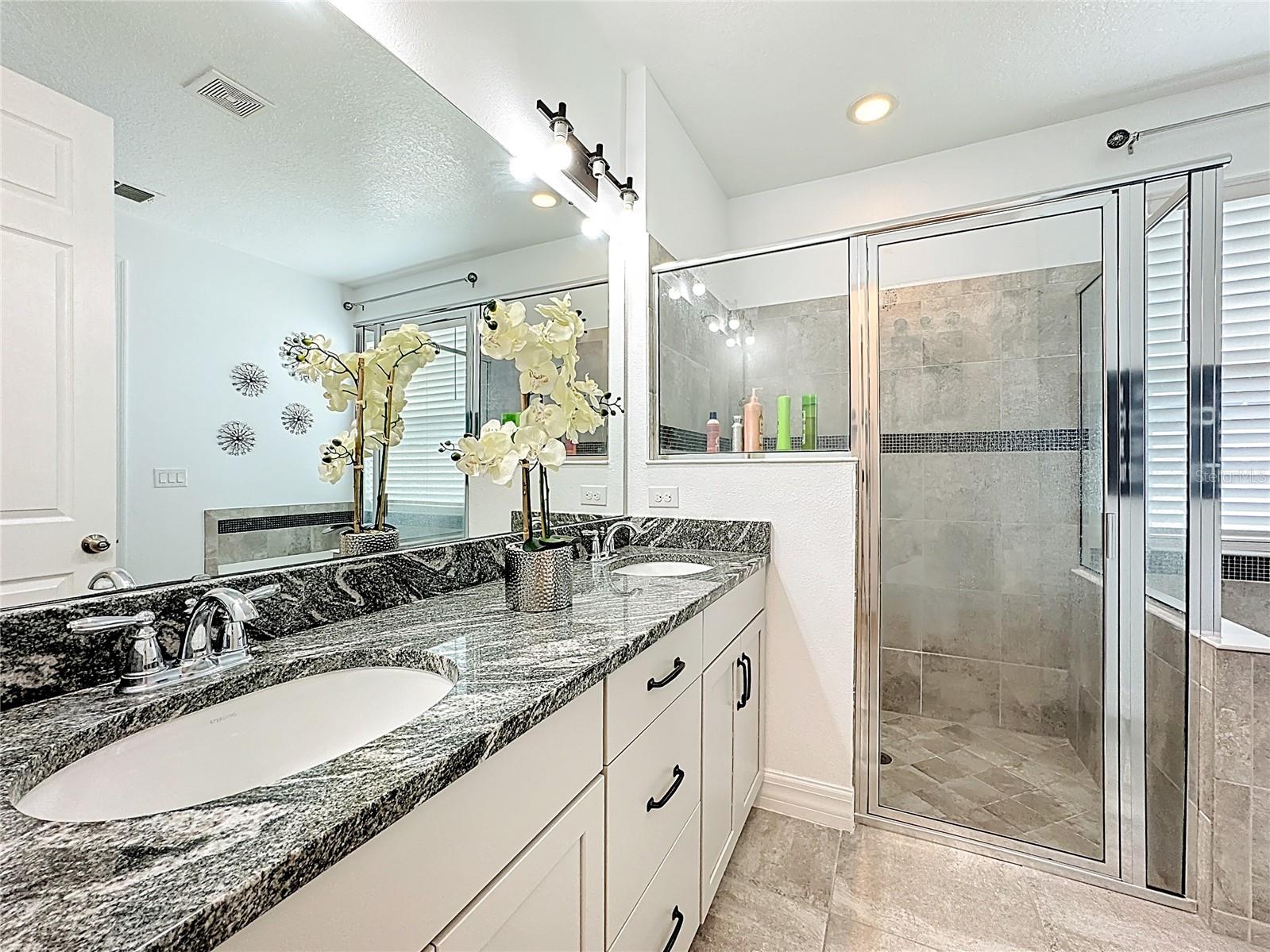 Image 42 of 52 For 2541 Seggolia Lane