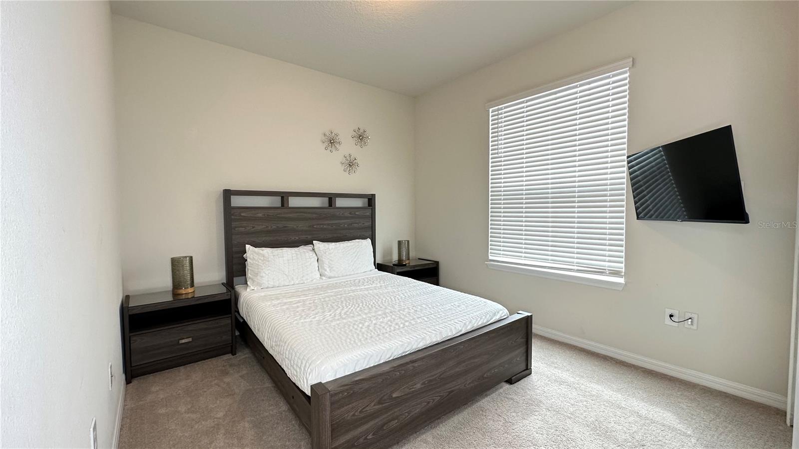 Image 3 of 58 For 7167 Oakmoss Loop