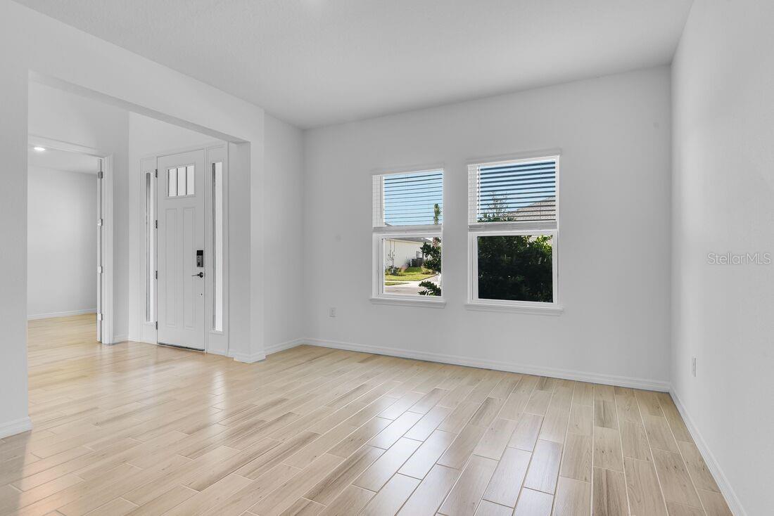 Image 32 of 45 For 673 Junonia Boulevard