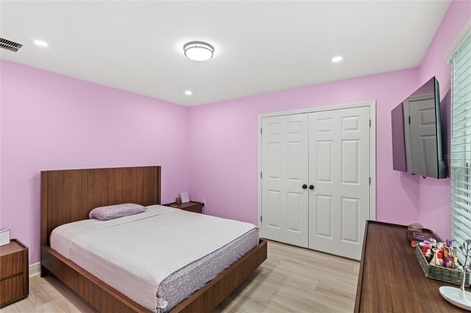 Image 41 of 54 For 5867 Sierra Crown Street