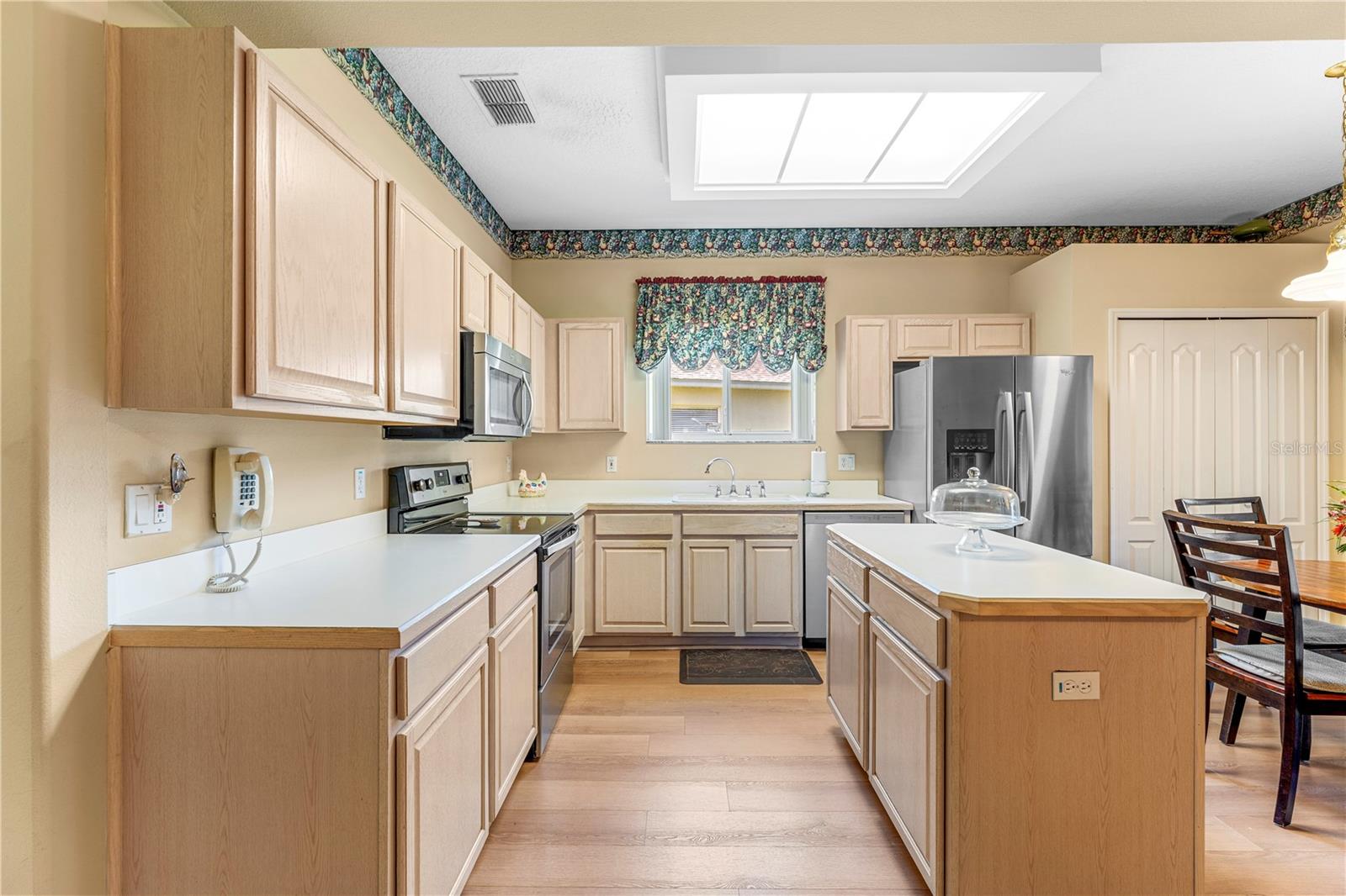 Image 13 of 71 For 2310 Grasmere Circle