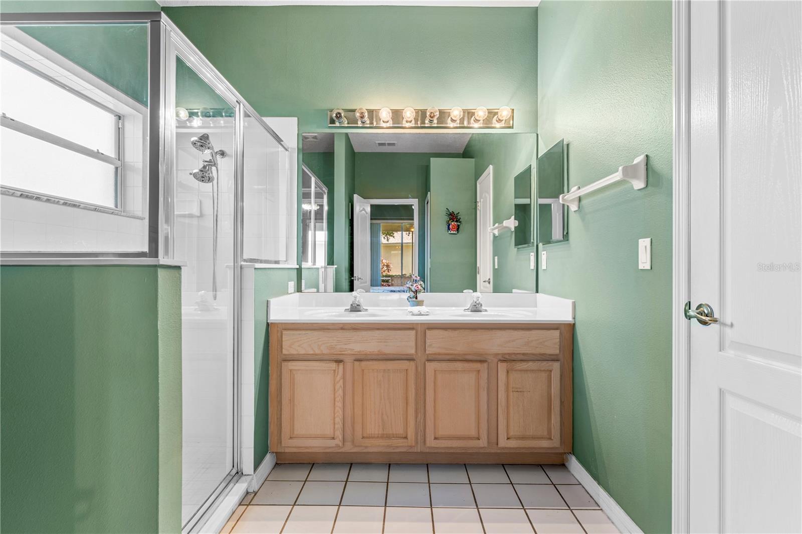 Image 26 of 71 For 2310 Grasmere Circle