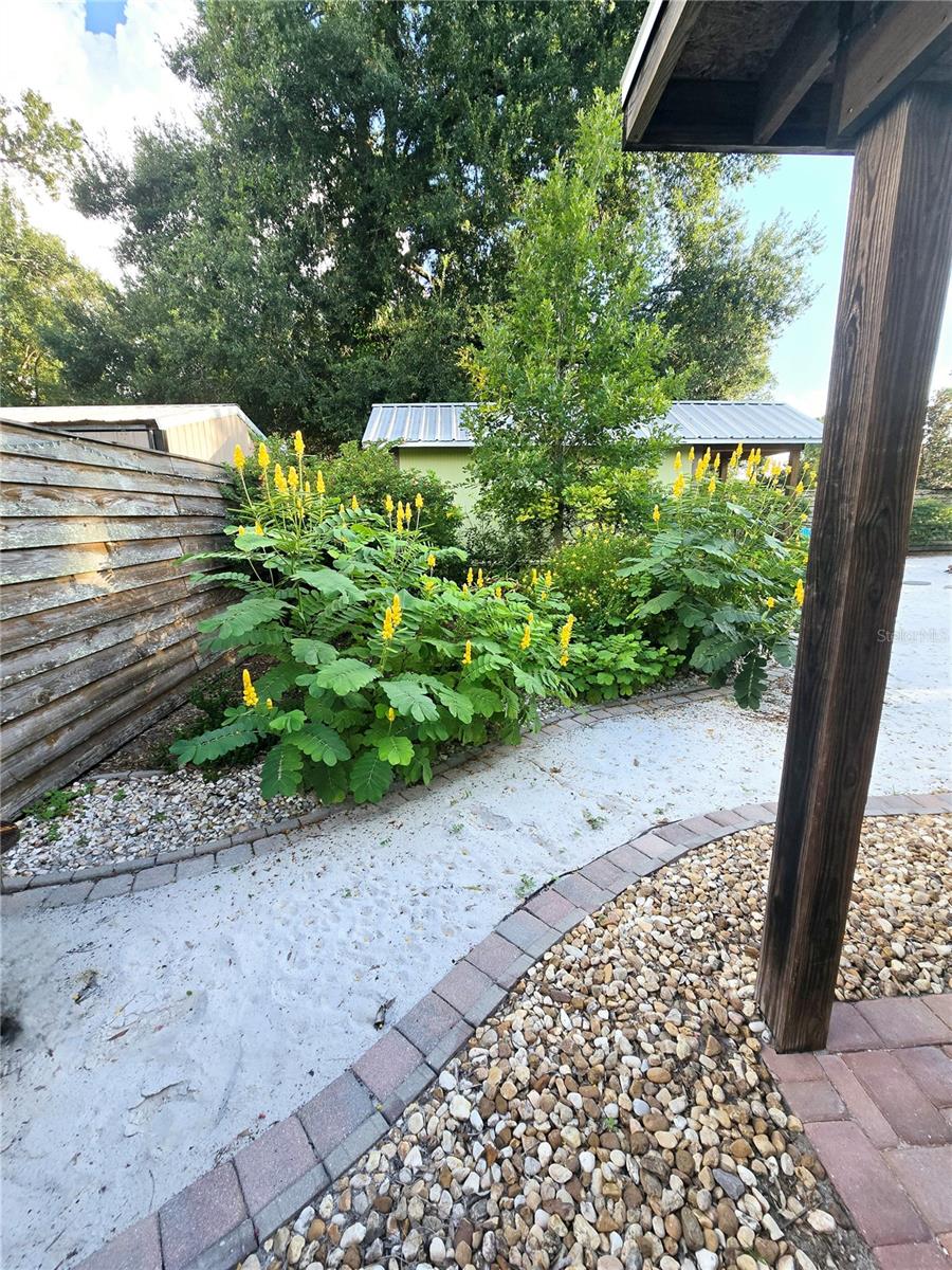 Image 68 of 74 For 2600 Crystal Lake Avenue