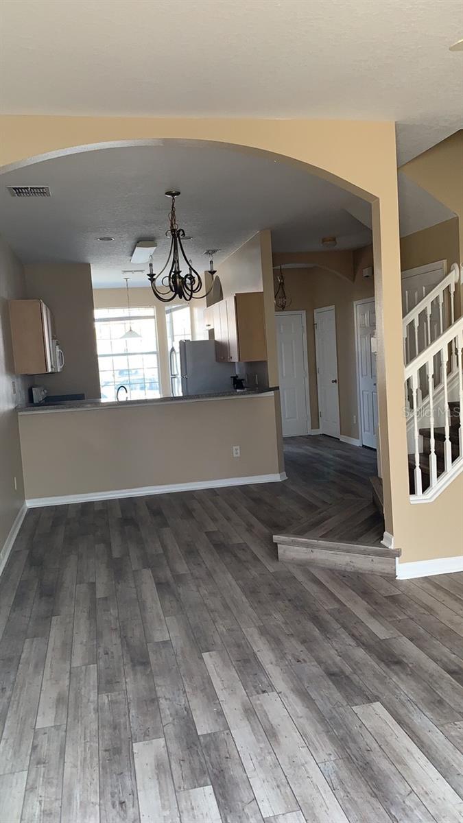 Image 3 of 8 For 1142 Beach Circle