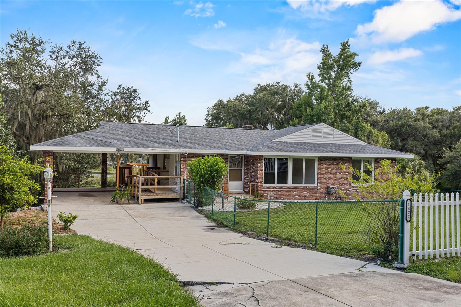 Details for 1422 8th Avenue, MOUNT DORA, FL 32757