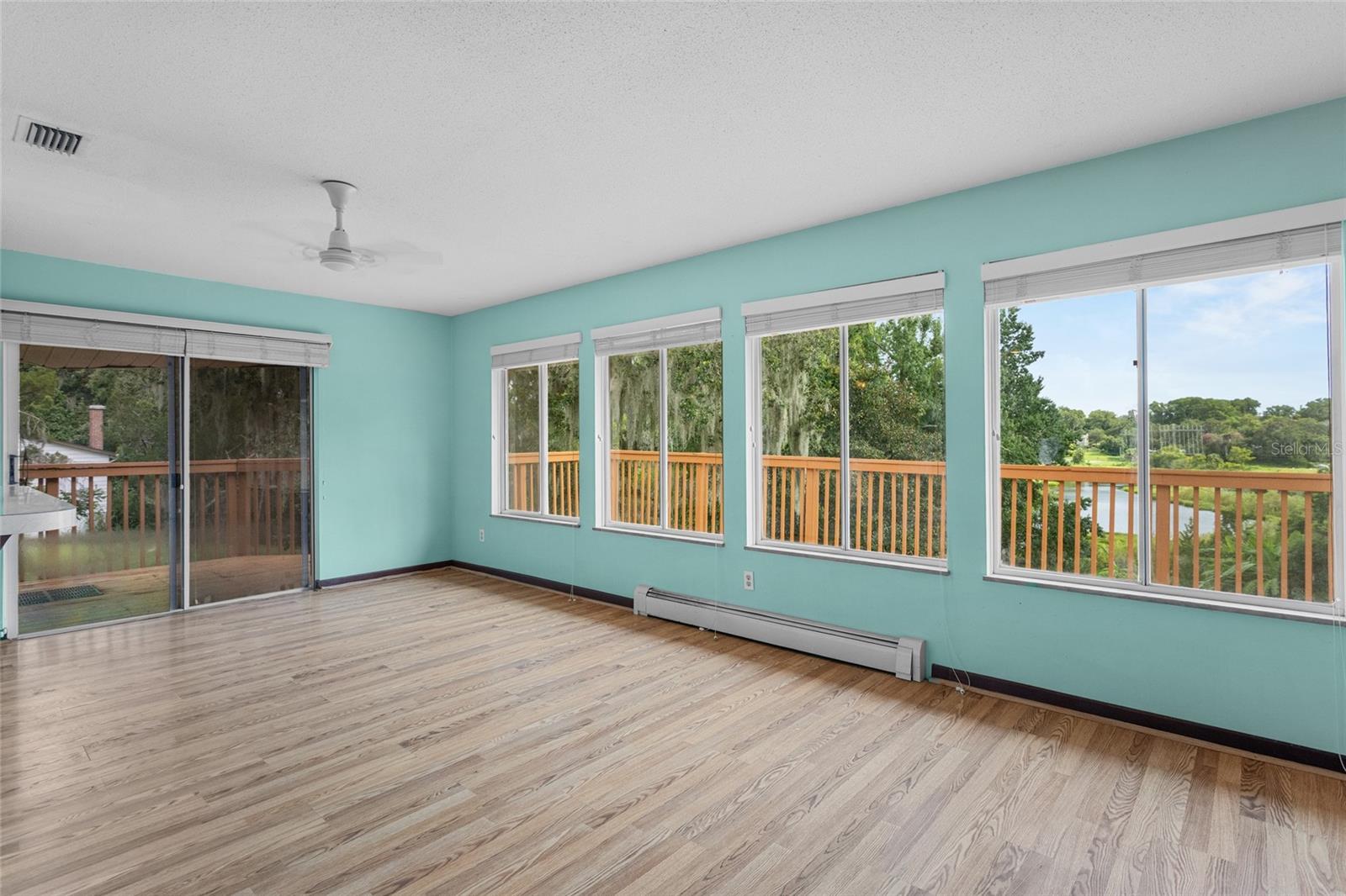 Image 11 of 63 For 1422 8th Avenue