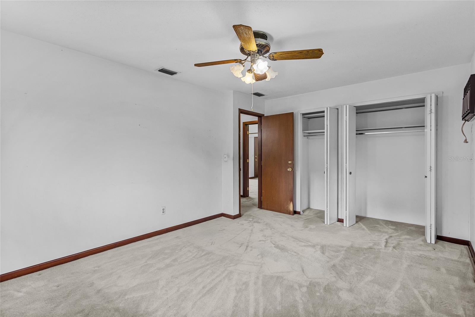 Image 18 of 63 For 1422 8th Avenue