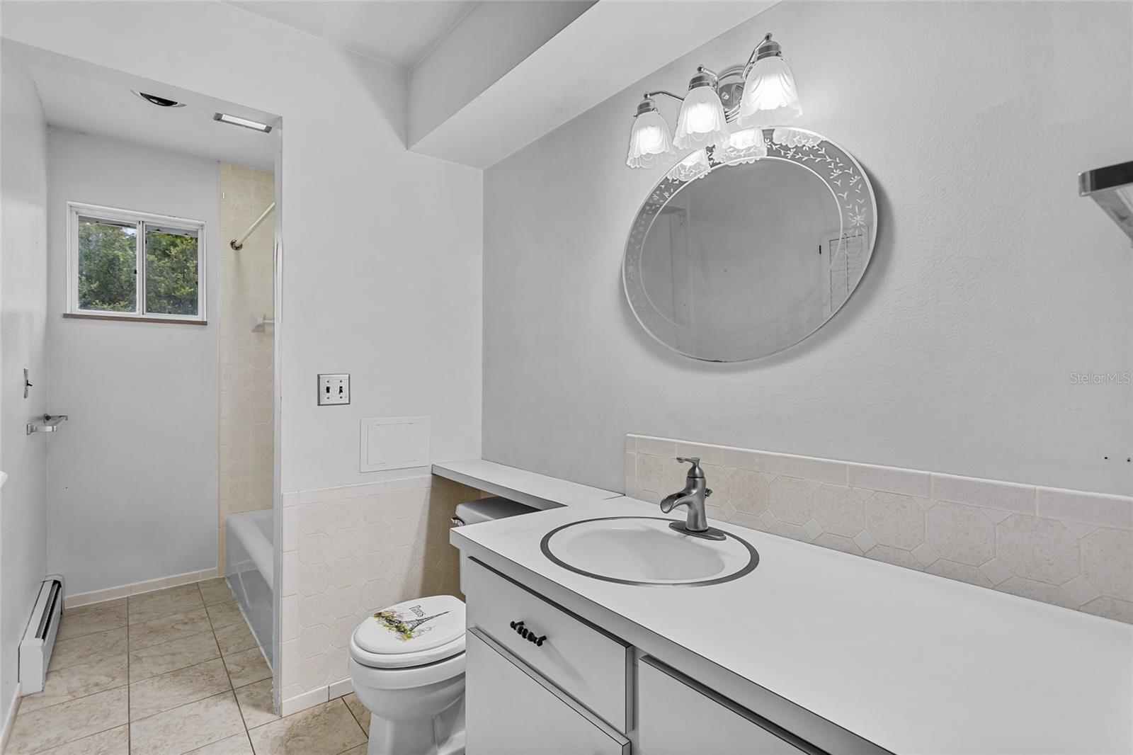 Image 21 of 63 For 1422 8th Avenue