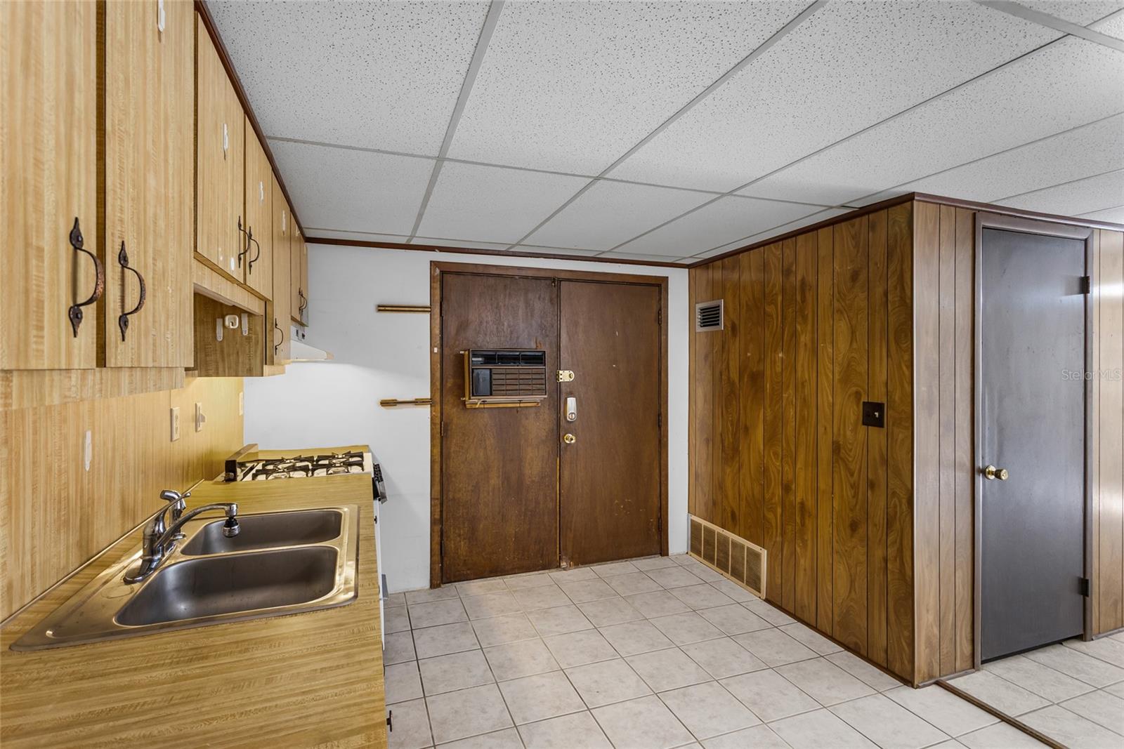 Image 38 of 63 For 1422 8th Avenue