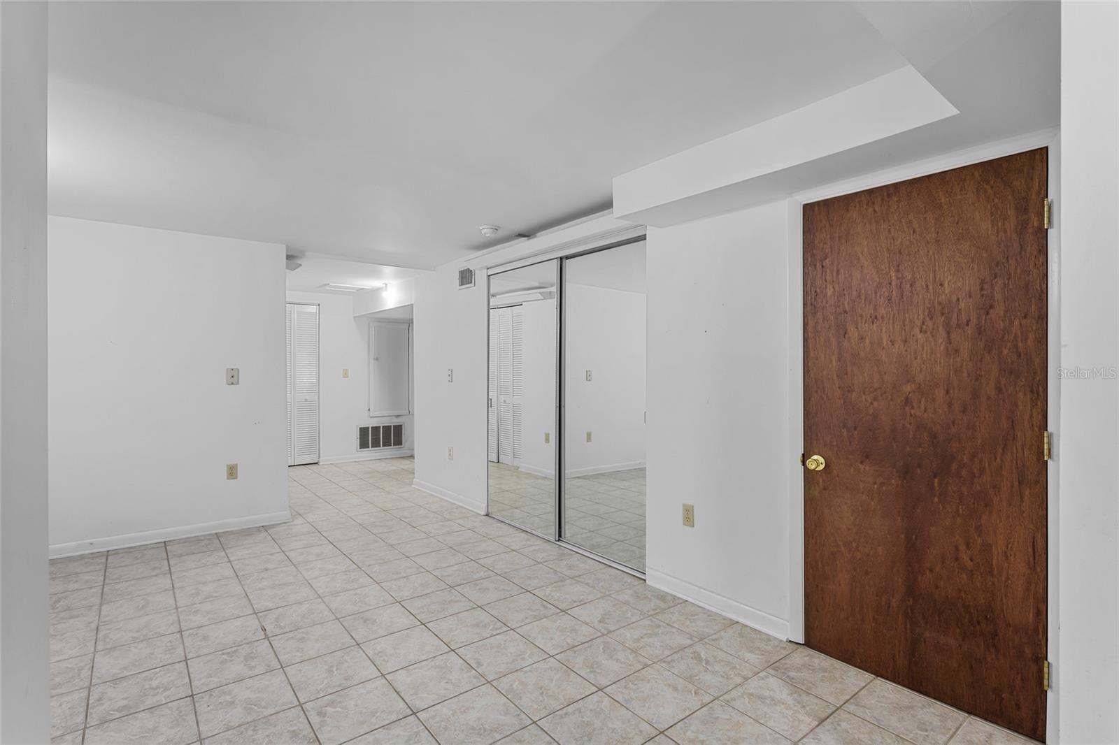 Image 45 of 63 For 1422 8th Avenue