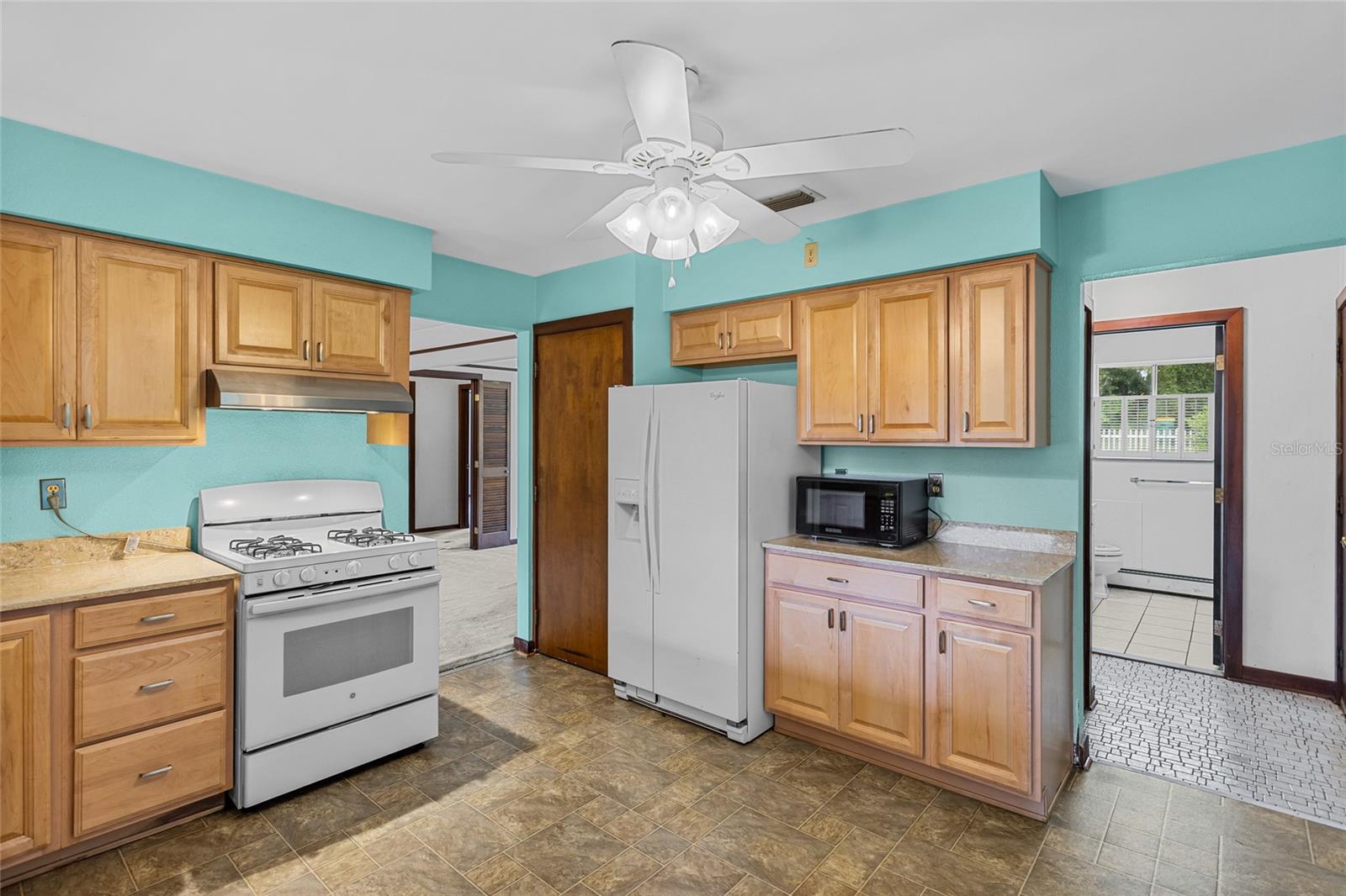 Image 6 of 63 For 1422 8th Avenue