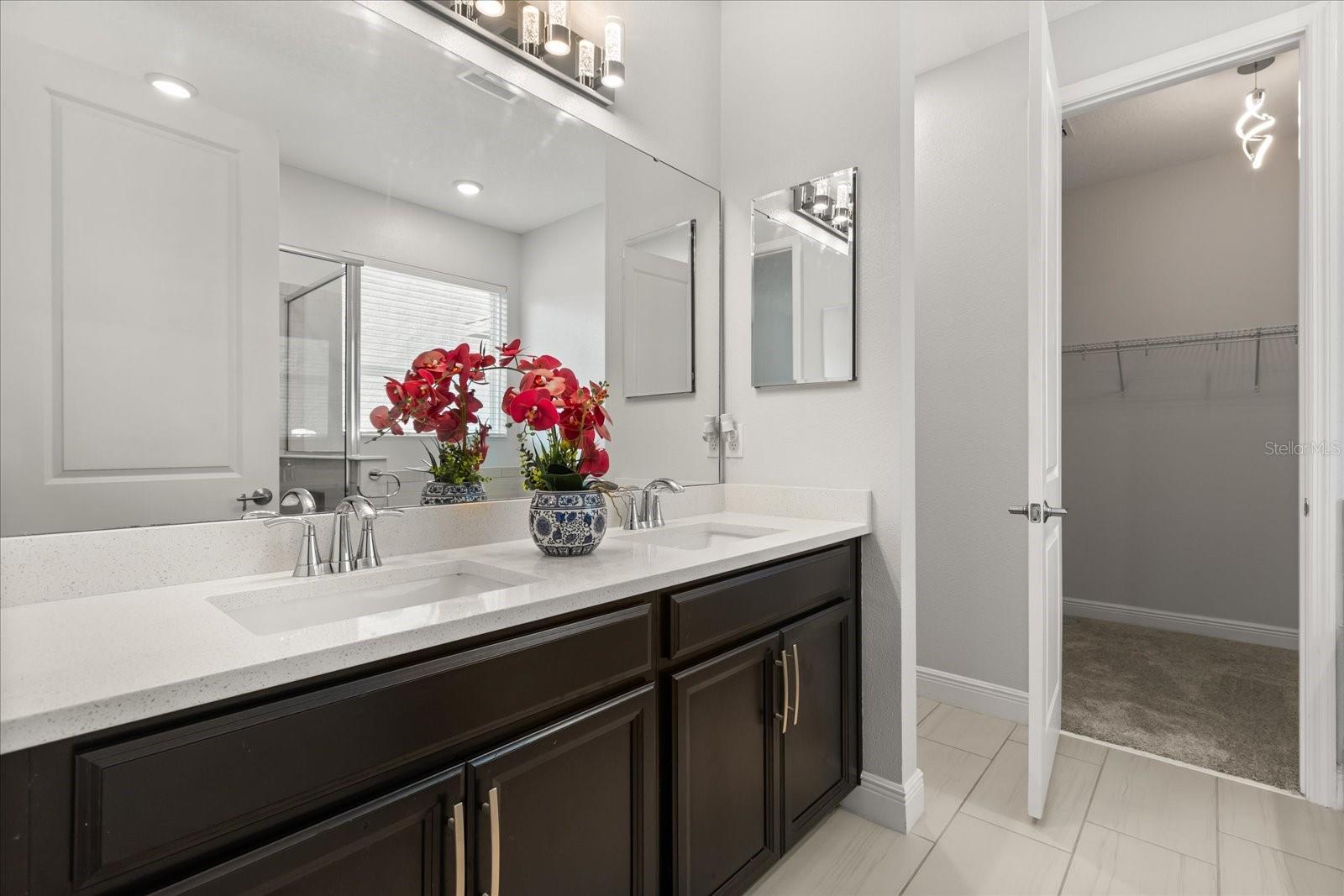 Image 17 of 39 For 246 Oakmont Reserve Circle