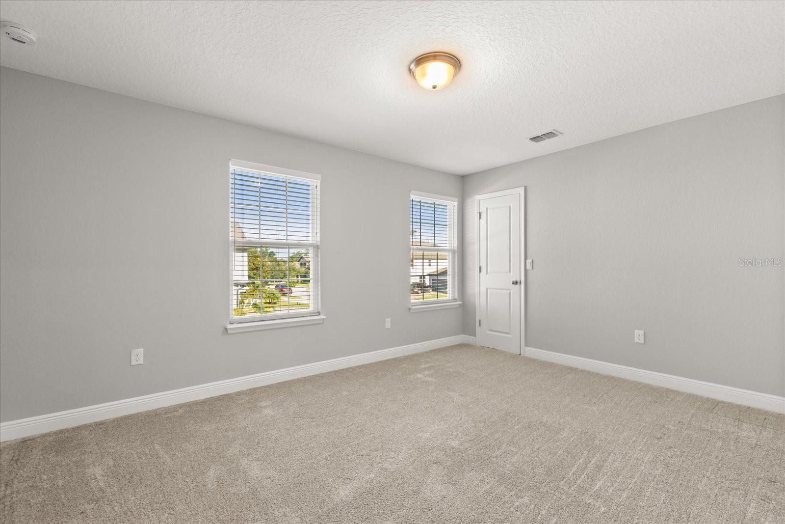 Image 24 of 39 For 246 Oakmont Reserve Circle