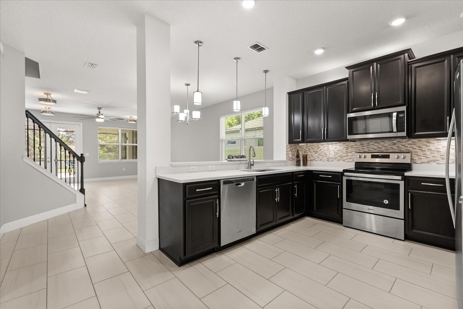 Image 5 of 39 For 246 Oakmont Reserve Circle