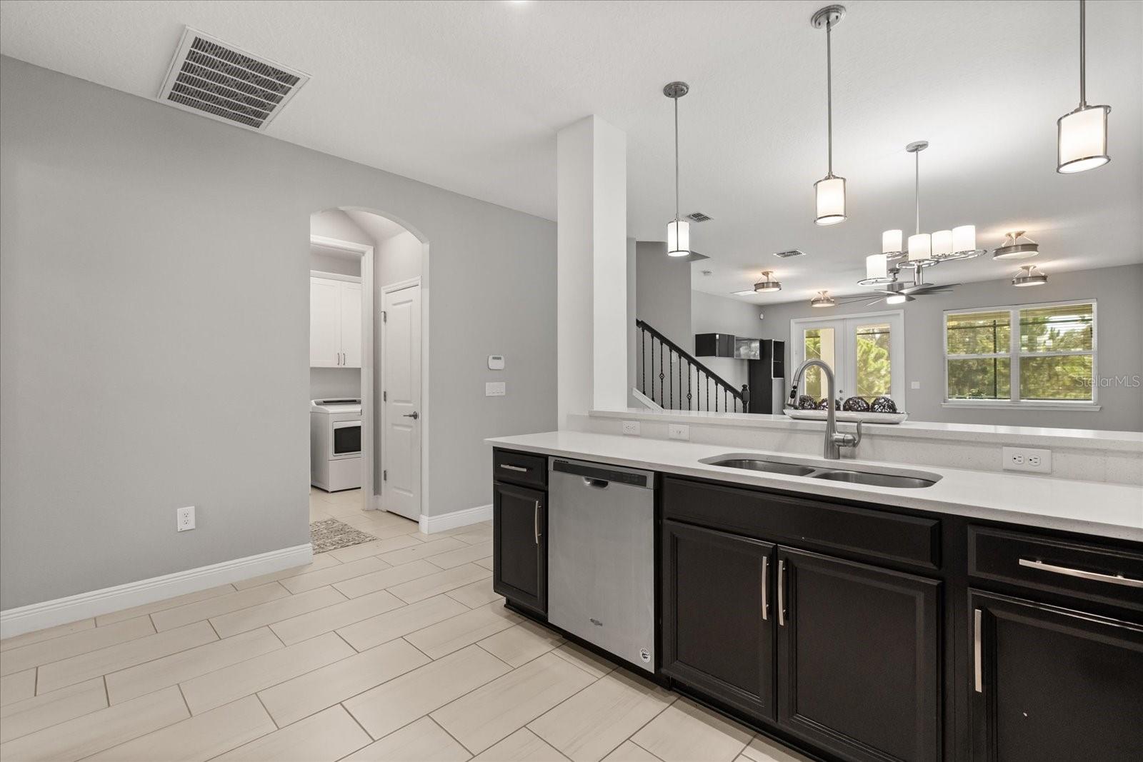 Image 7 of 39 For 246 Oakmont Reserve Circle