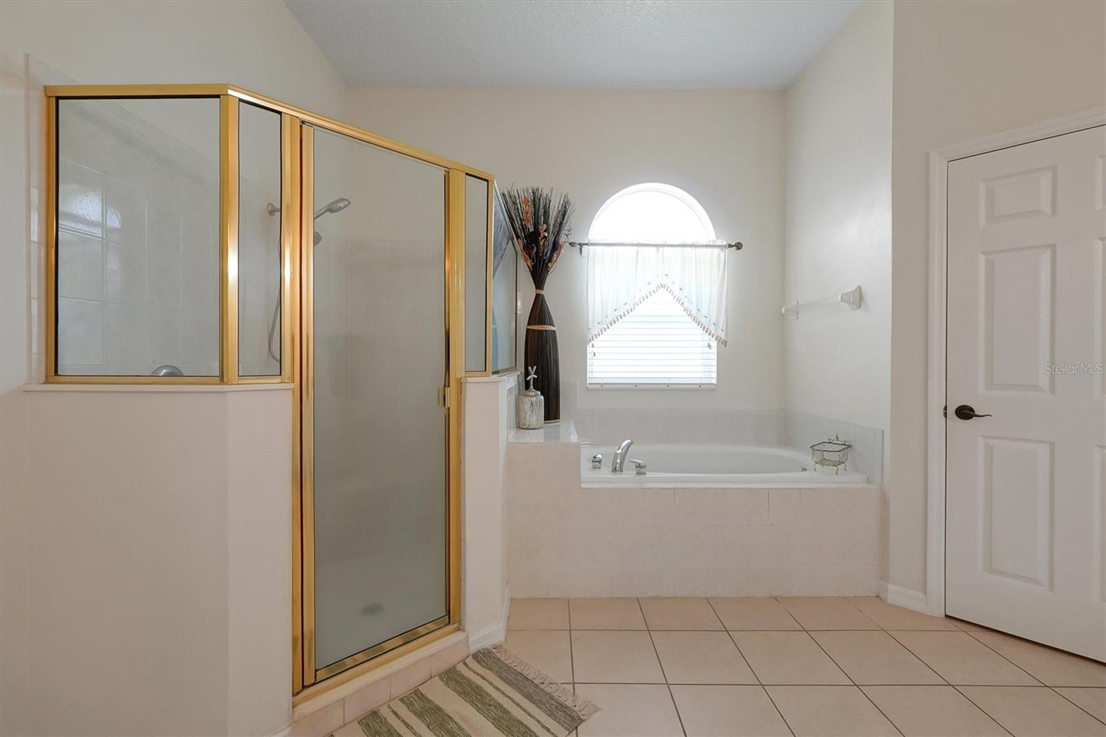 Image 31 of 80 For 5841 Lake Melrose Drive