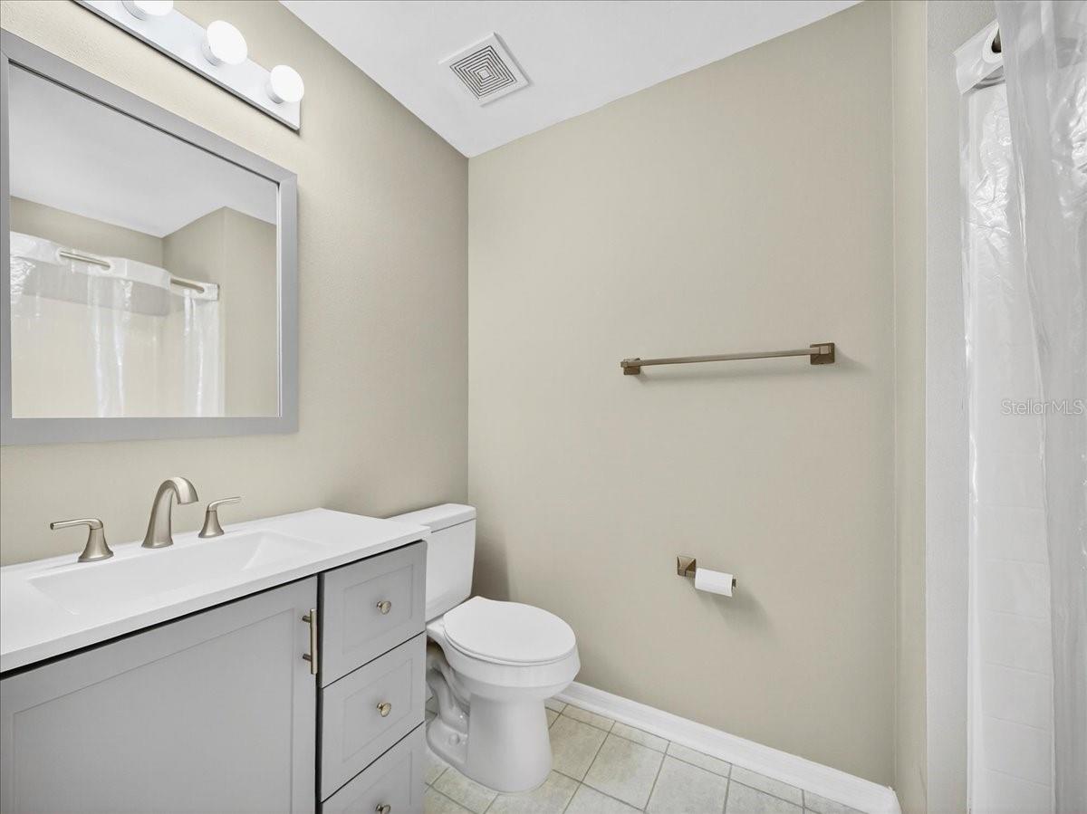 Image 26 of 34 For 565 White Cap Court Nw