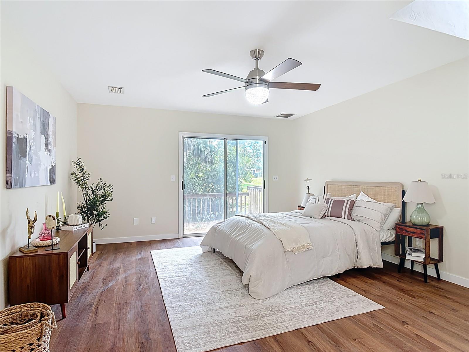 Image 41 of 52 For 289 Gull Drive S