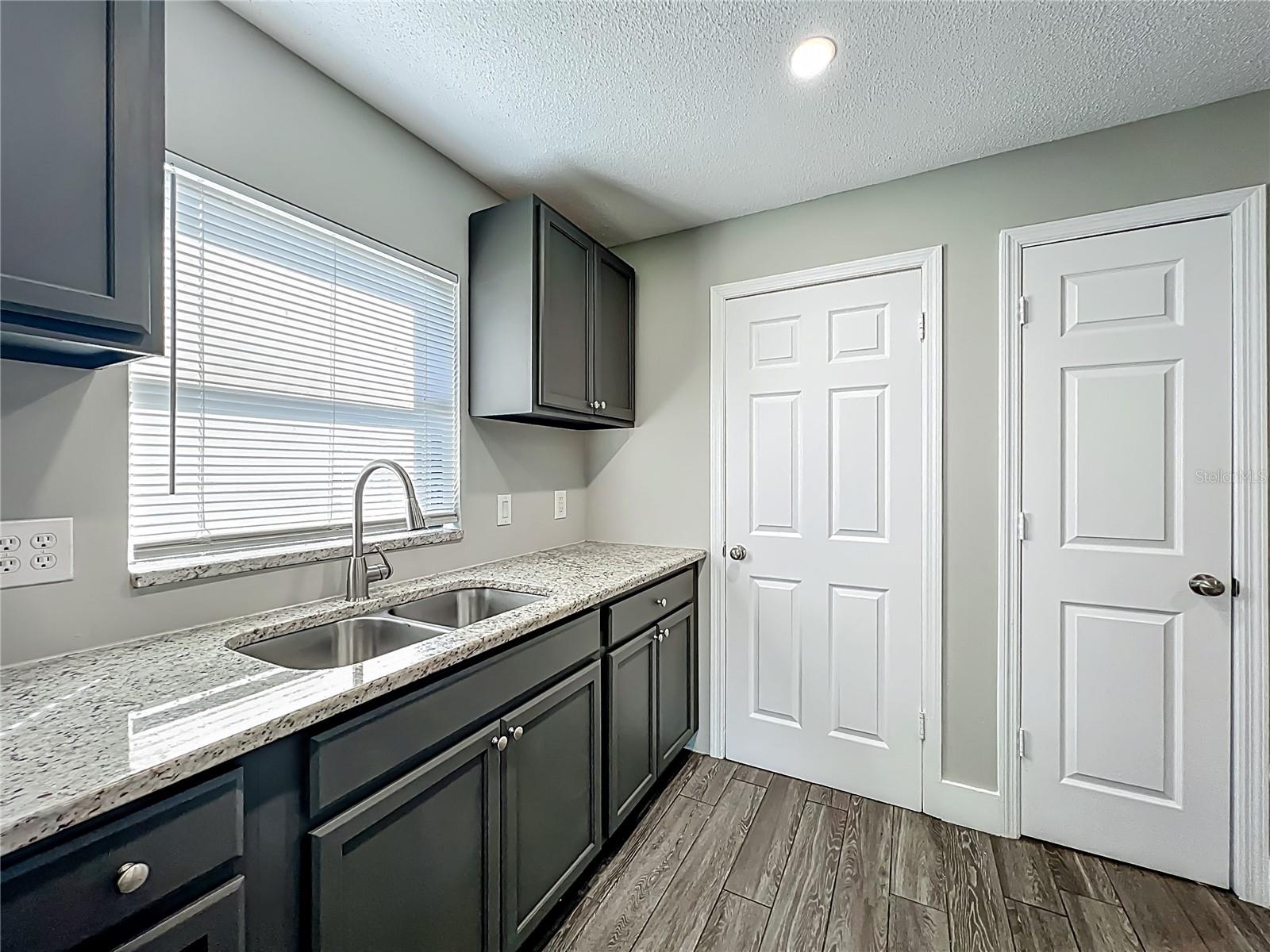 Image 22 of 80 For 1152 Martin L King Drive