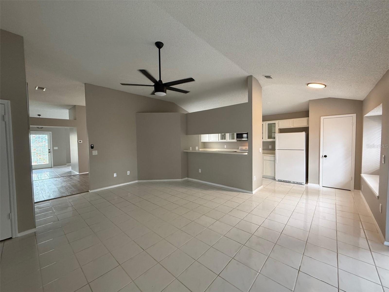 Image 10 of 19 For 432 Sundance Drive
