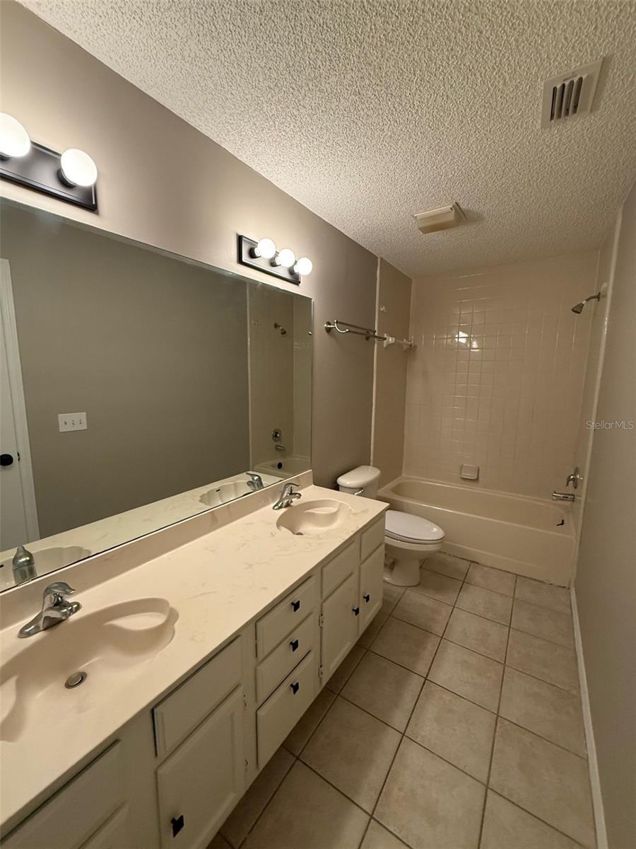 Image 12 of 19 For 432 Sundance Drive