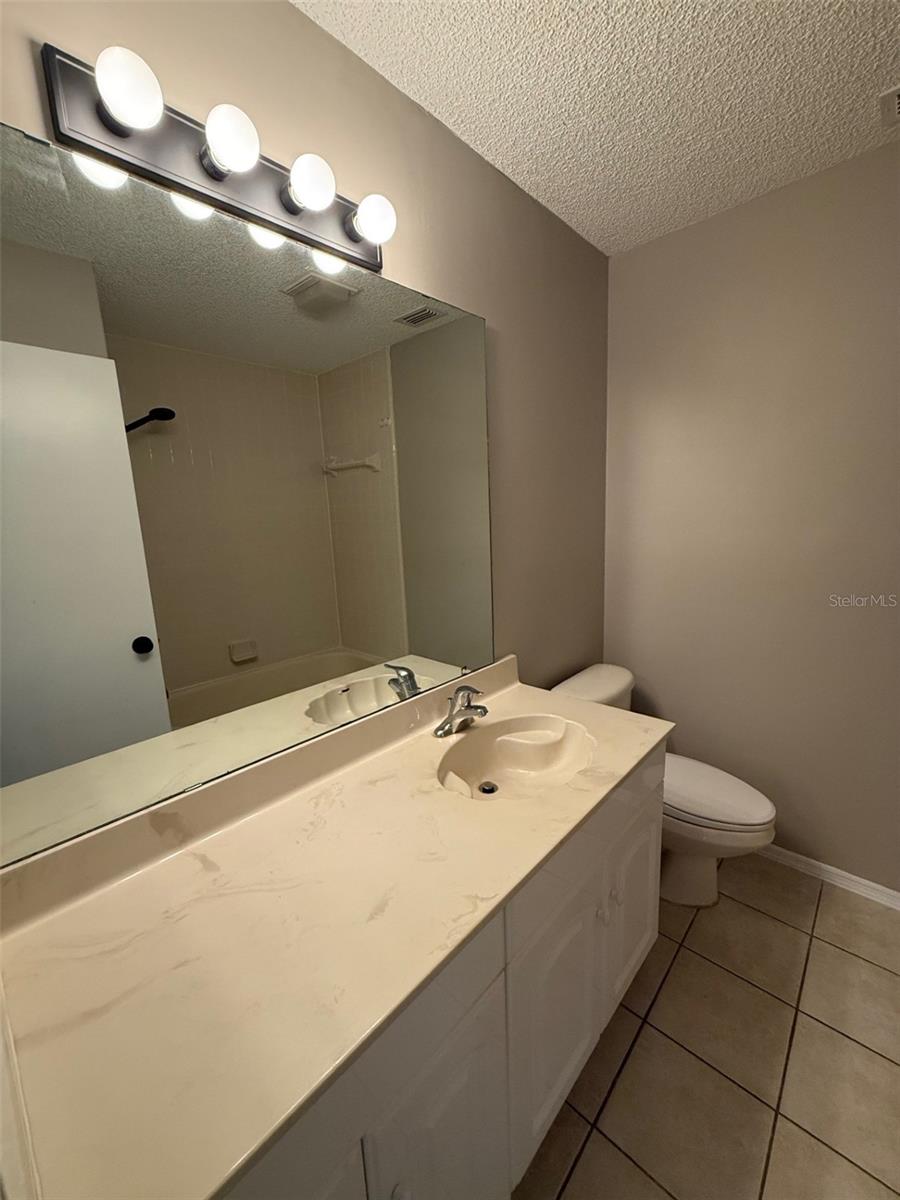 Image 16 of 19 For 432 Sundance Drive