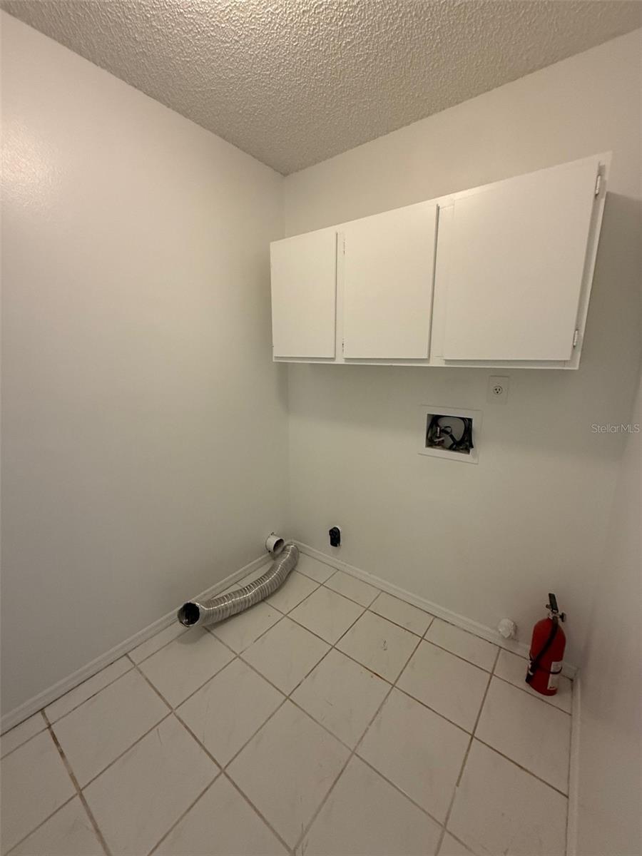 Image 18 of 19 For 432 Sundance Drive