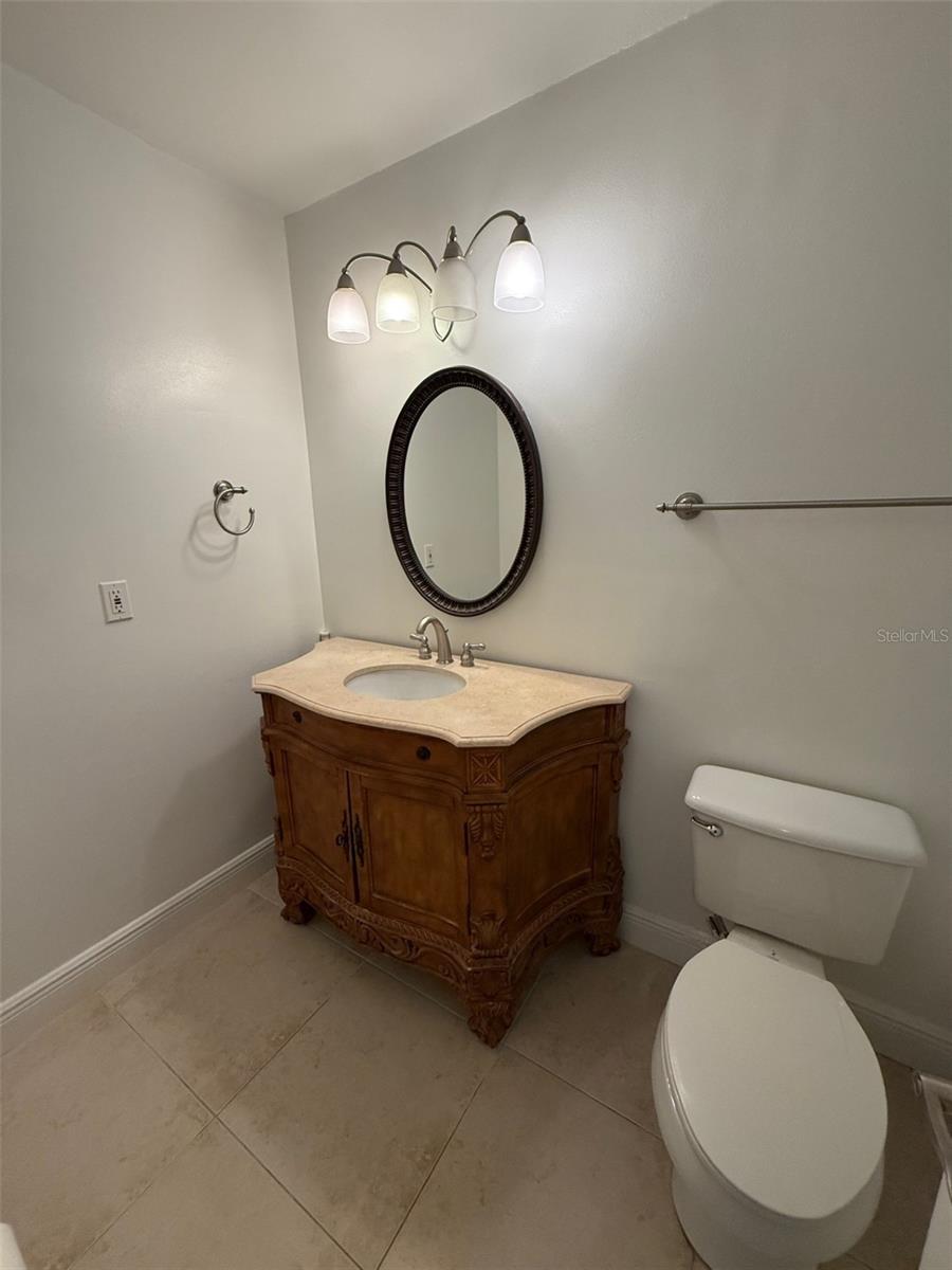 Image 15 of 18 For 718 Sugar Bay Way 206